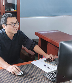 Boss involved in R&D