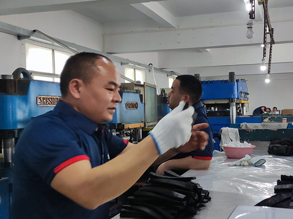 Tyke Rubber Products factory: technological innovation wins the development of the industry